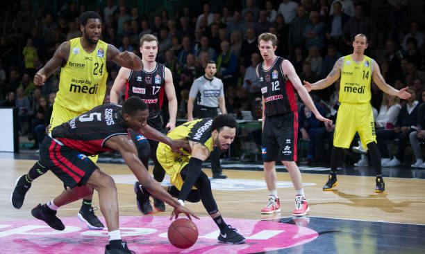 衔送给了拜 衔送给了拜